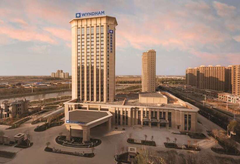 هتل Wyndham Urumqi North