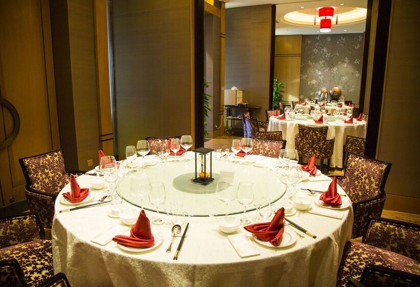 هتل Wyndham Urumqi North