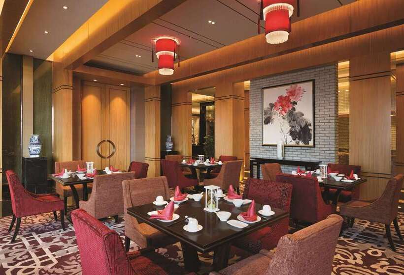 هتل Wyndham Urumqi North