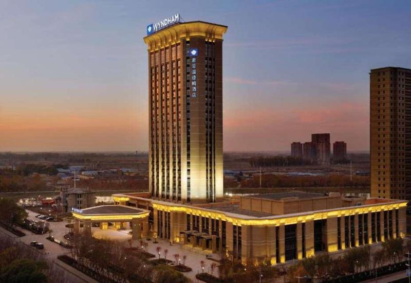 هتل Wyndham Urumqi North