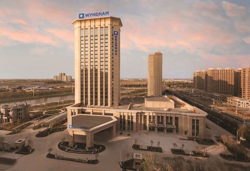 هتل Wyndham Urumqi North