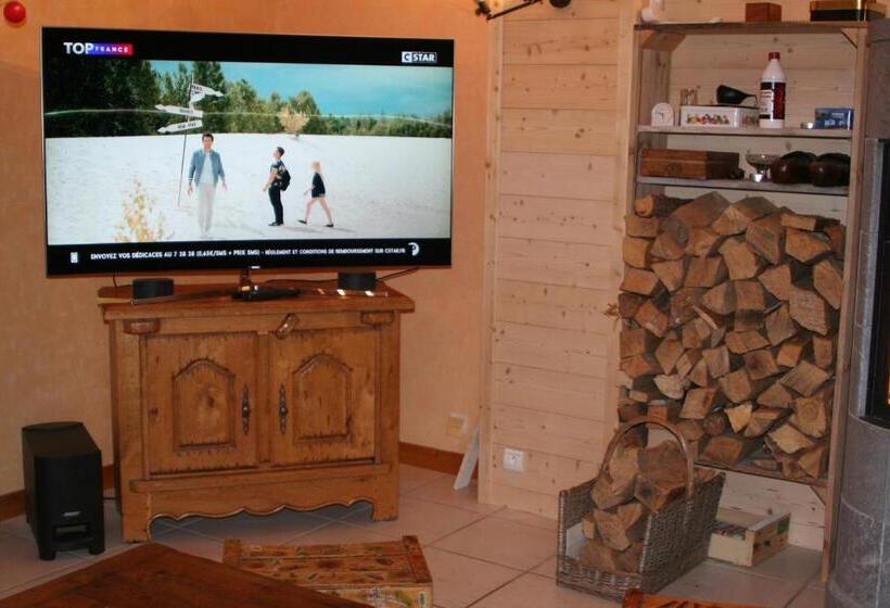 مبيت وإفطار Chambre D Hôtes Les Crets