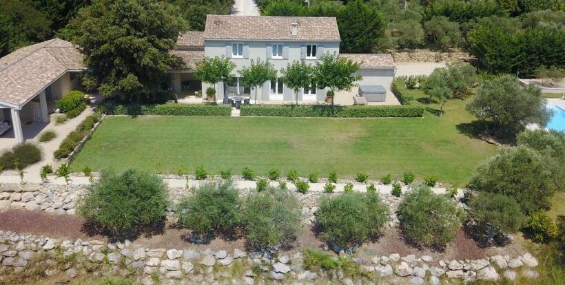 مبيت وإفطار La Bastide Au Ventoux