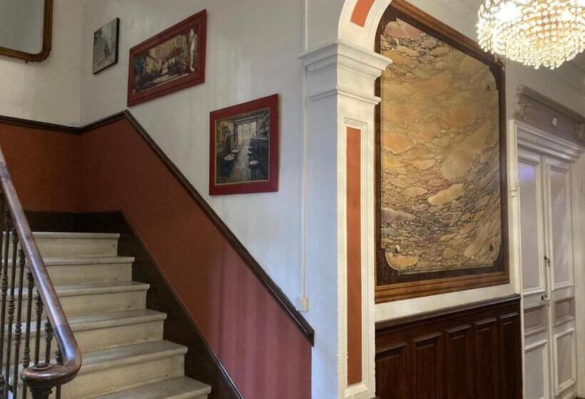 مبيت وإفطار La Villa Celine