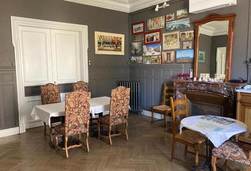 مبيت وإفطار La Villa Celine