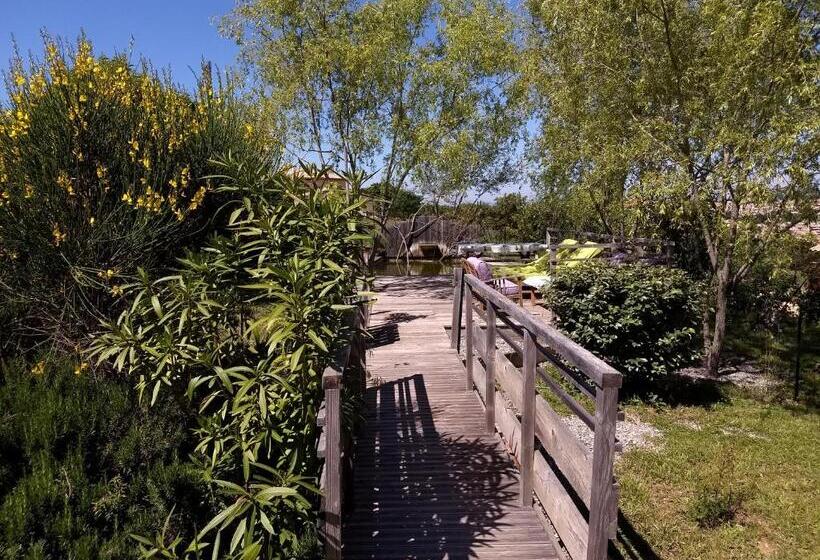 تختخواب و صبحانه Les Terrasses De Valensole