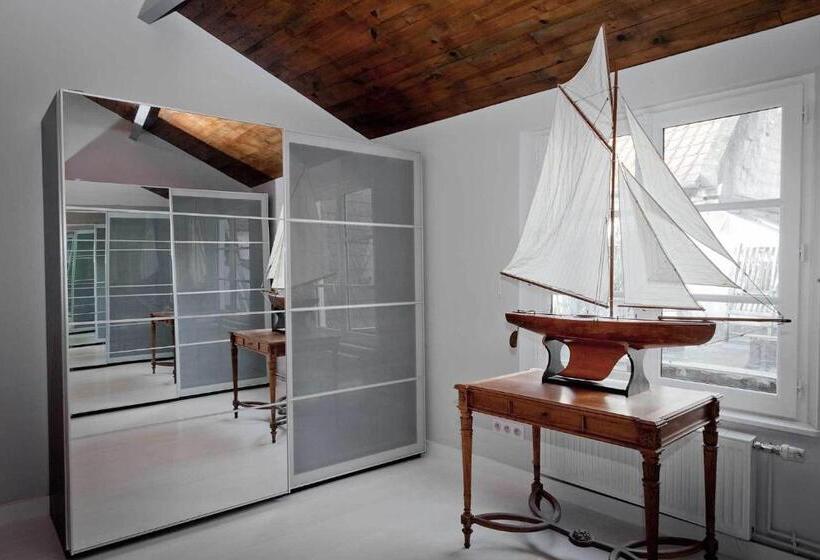 تختخواب و صبحانه Maison 76