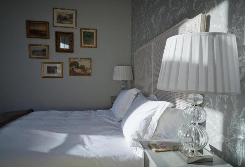 تختخواب و صبحانه Maison 76