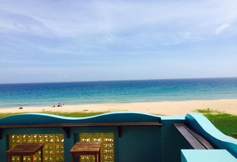 تختخواب و صبحانه The Domed Tile Bb