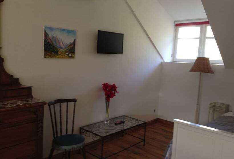 تختخواب و صبحانه Villa L'orante