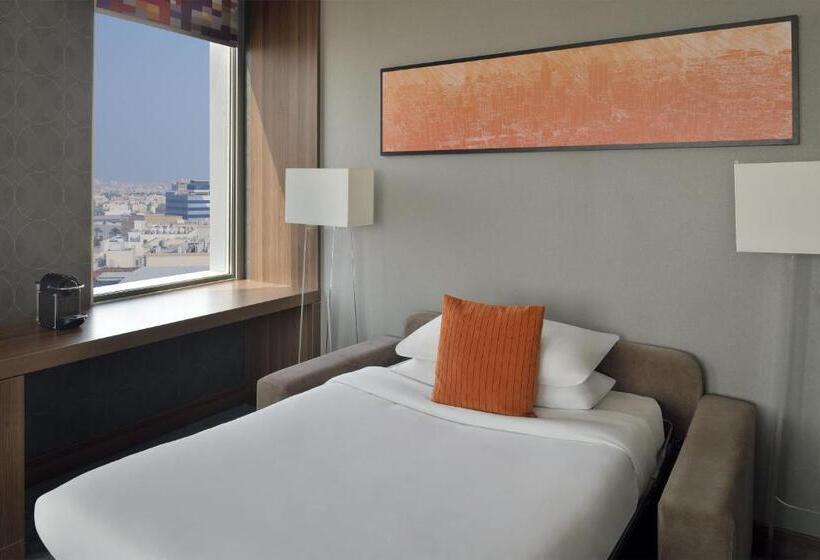 هتل Aloft Dhahran