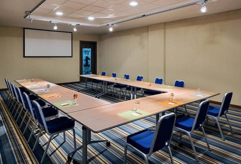 هتل Aloft Dhahran