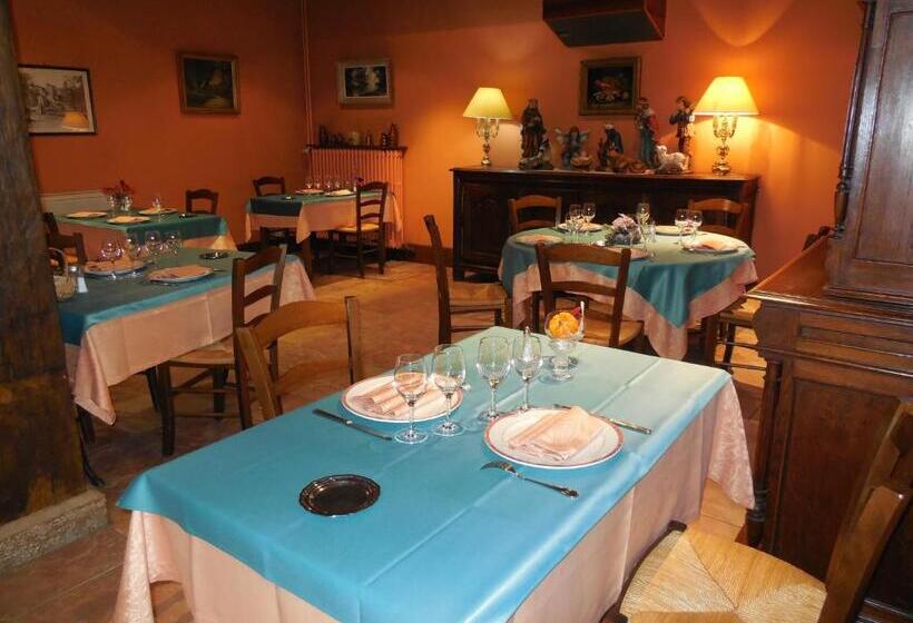 هتل Hôtel Le Lion D'or