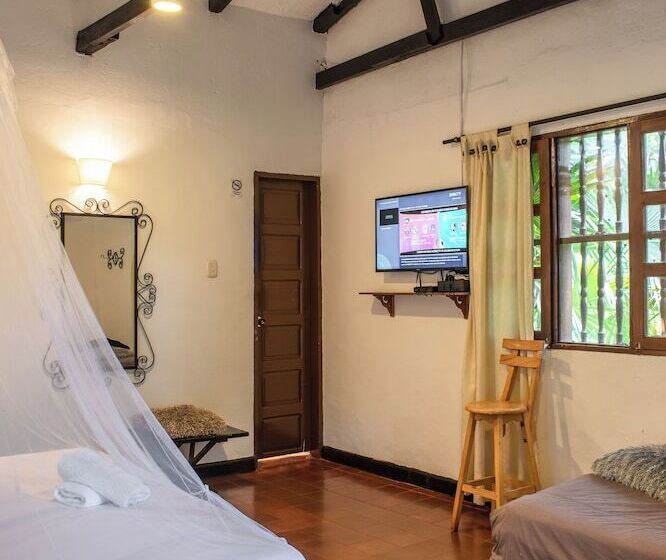 هتل Minca   La Casona