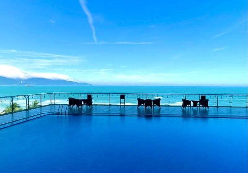 Fotos del hotel Serene Beach Danang  & Spa:  5