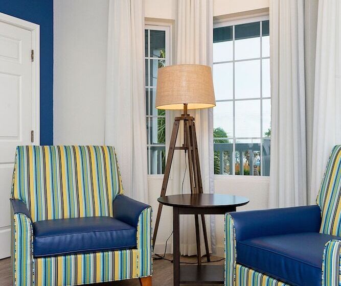 هتل The Inn At Fulton Harbor