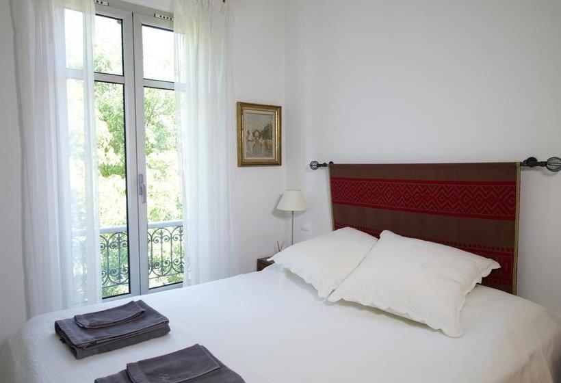 Rue Sade Bed & Breakfast