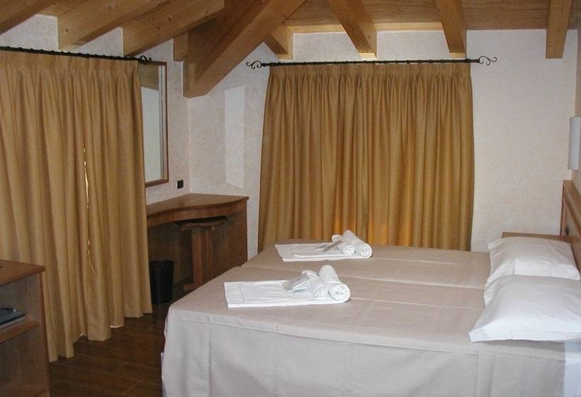 Azzano Holidays B&b