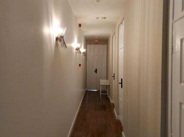 هتل A Portuguesa Guest House