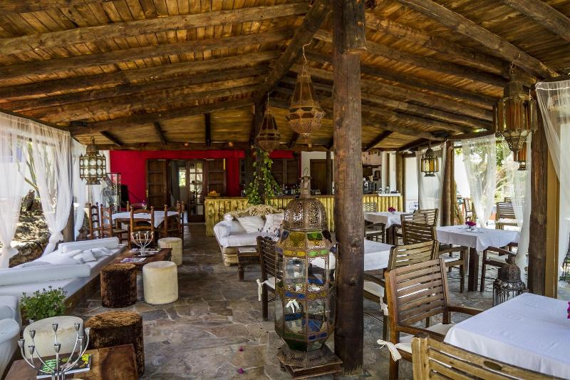 هتل Agroturismo Can Marquet   Adults Only