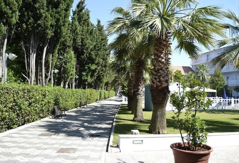 هتل Centro Vacanze Domus M.g