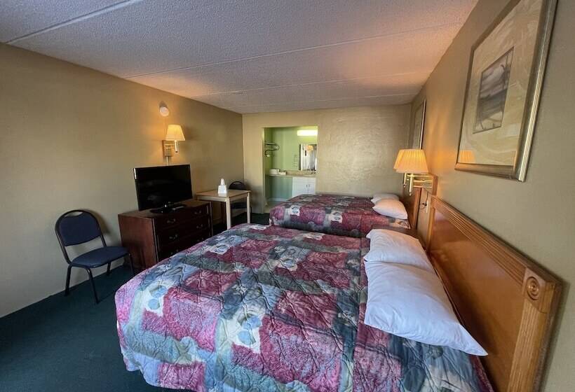 هتل Clearwater Inn