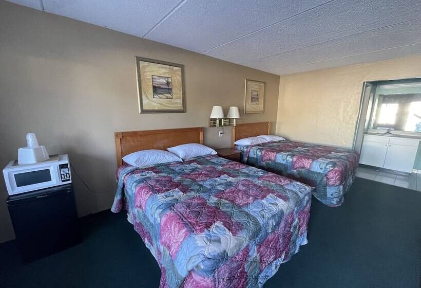 هتل Clearwater Inn