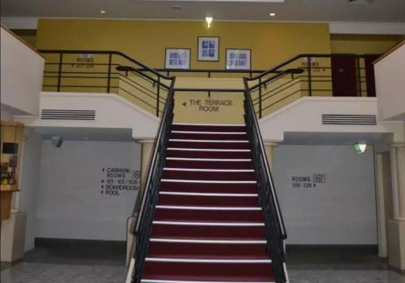 בית מלון כפרי The Dingley