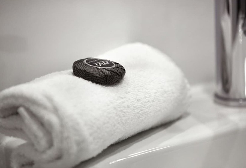 בית מלון כפרי The Dingley