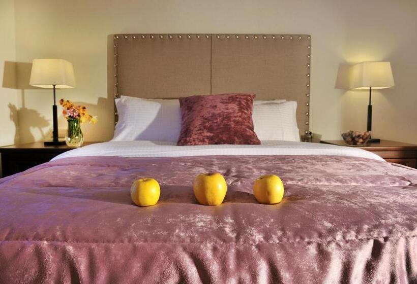 هتل Guesthouse Kapaniaris