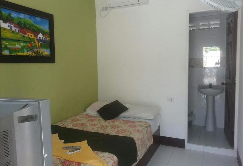 هتل Villa Real Tolú