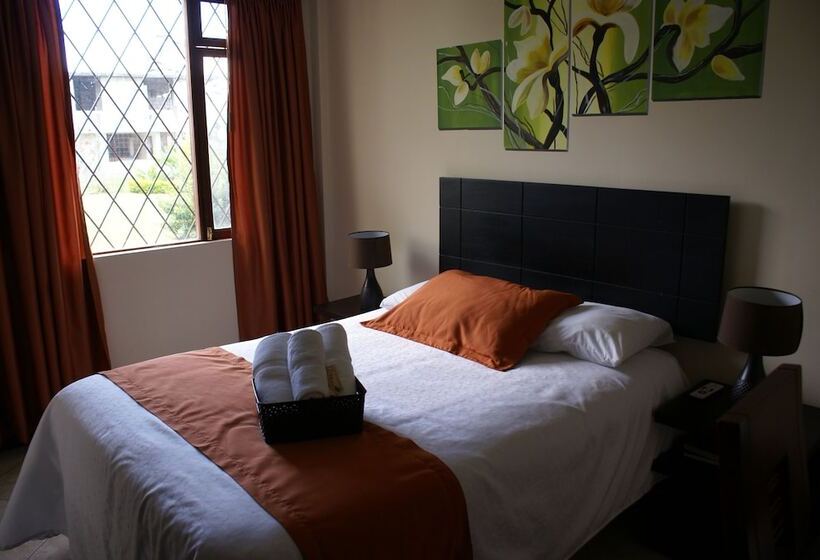 هتل Las Mercedes Airport Quito