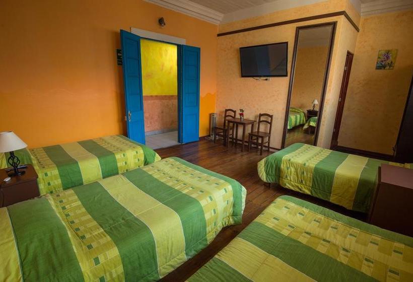 酒店 Hostal Los Balcones De Moral Y Santa Catalina