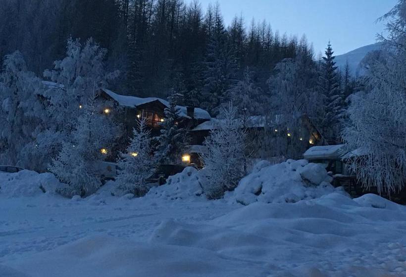 فندق Notre Maison