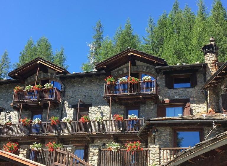 فندق Notre Maison