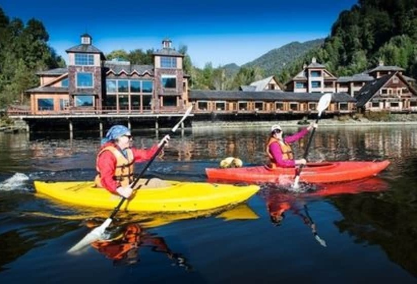 בית מלון כפרי Puyuhuapi Lodge & Spa