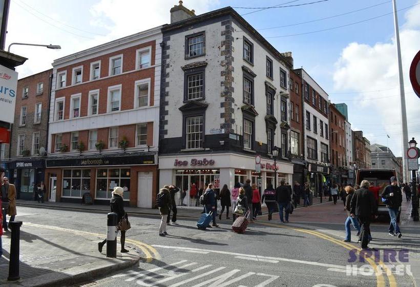 בית מלון כפרי Spire Hostel Dublin
