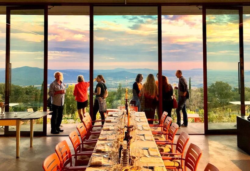 Отель Valdonica Winery Fine Dine & Wine