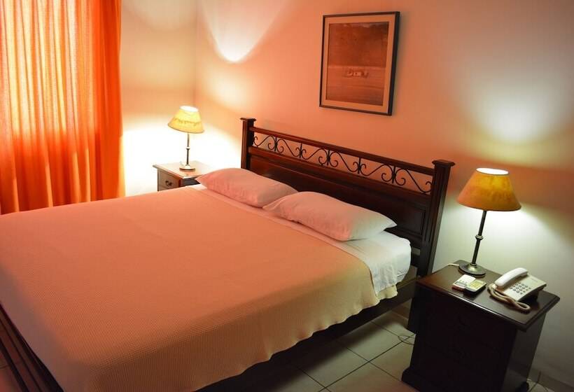 هتل Villa Magna Apart