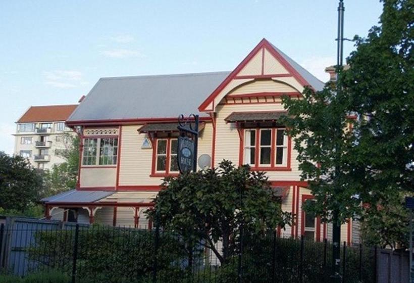 هتل Yha Rolleston House