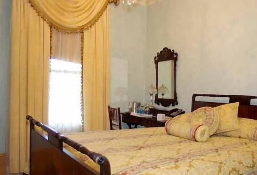 The Hotel Magnolia