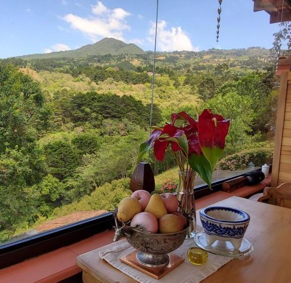 مبيت وإفطار Finca Paraiso Mountain Retreat Near San Jose Airport