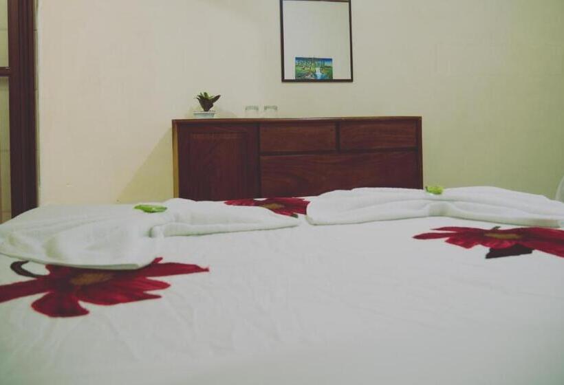 تختخواب و صبحانه Monte Los Lirios Lodge