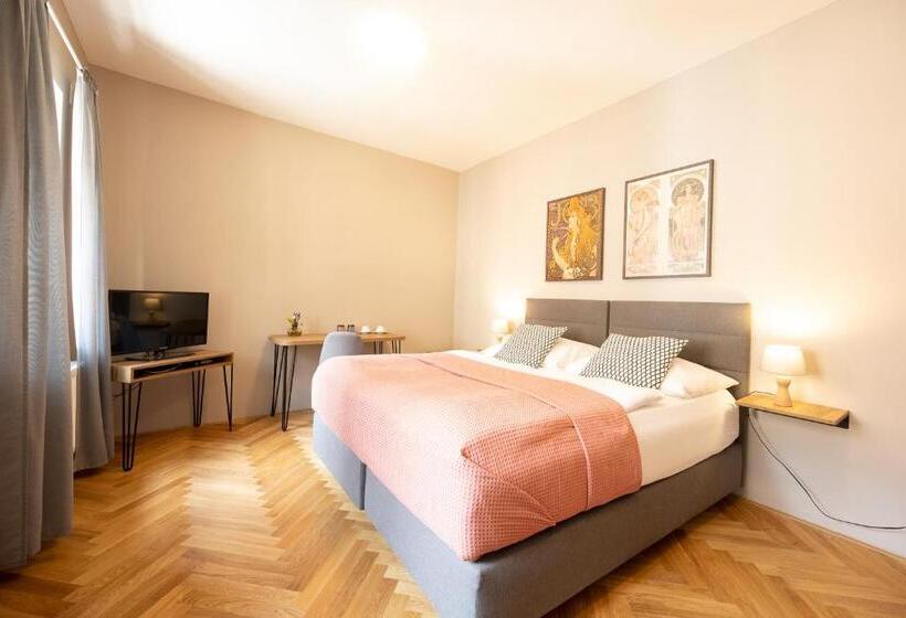 هتل Tanzberg Mikulov