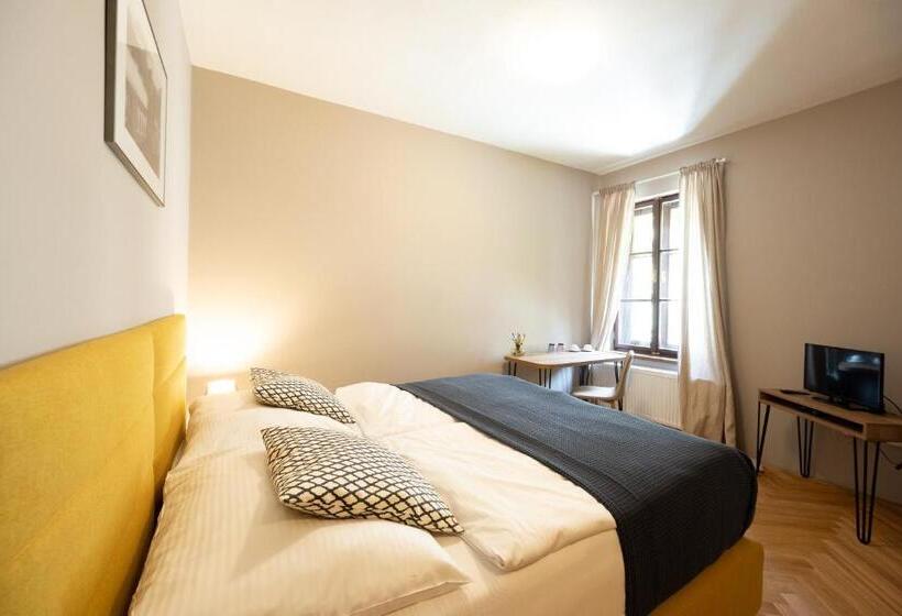 هتل Tanzberg Mikulov