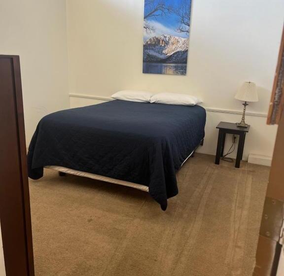 Bristlecone Motel