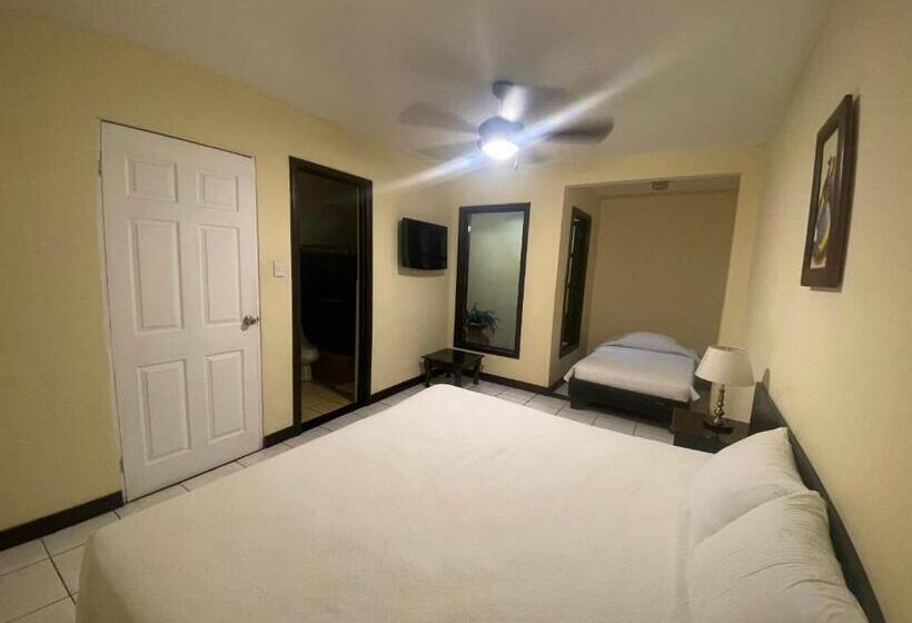 هتل 1915 Inn & Suites