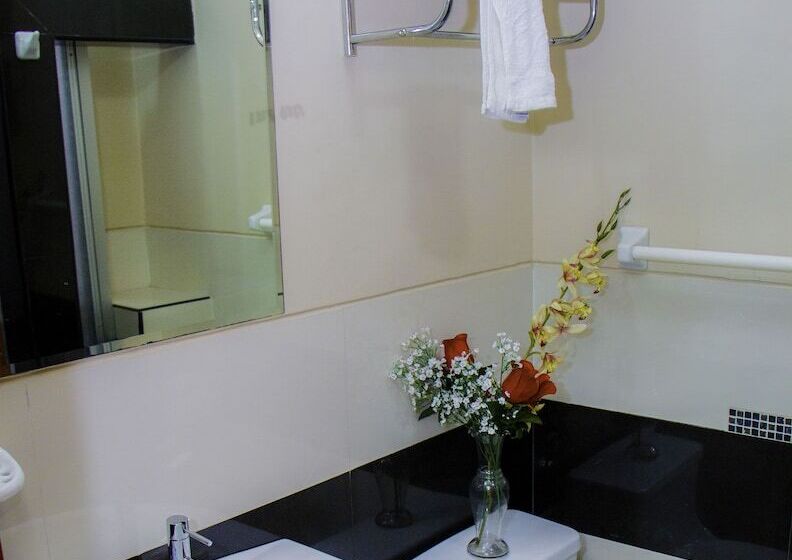 Allison Hotel S.a.c