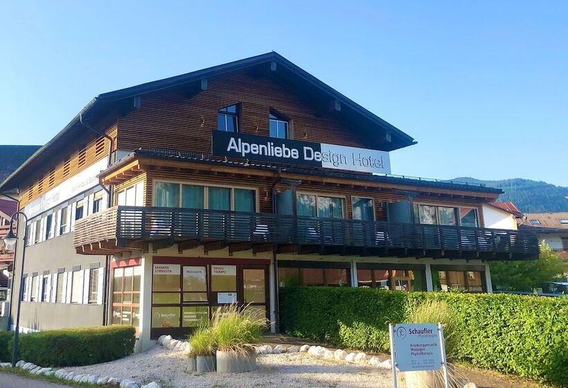 Отель Alpenliebe Design