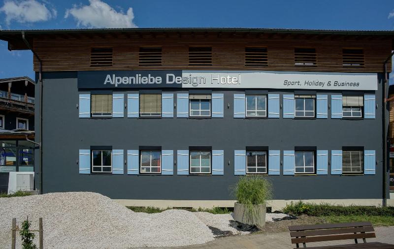 Отель Alpenliebe Design